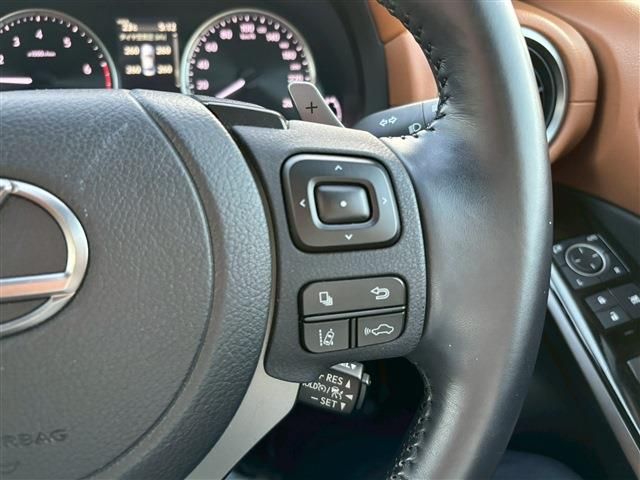 TOYOTA LEXUS IS300H 2021 Image 31