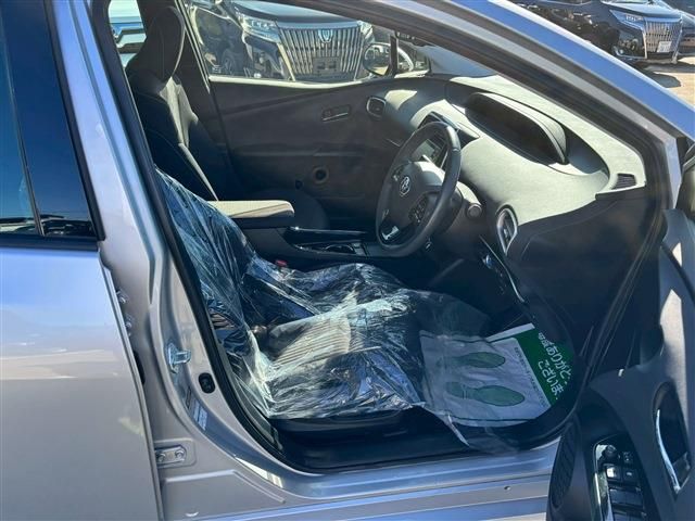 TOYOTA PRIUS PHV 2022 Image 31