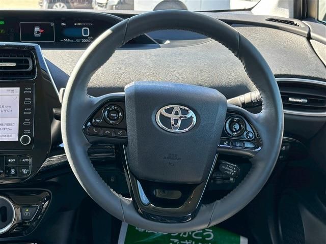 TOYOTA PRIUS PHV 2022 Image 31