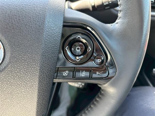 TOYOTA PRIUS PHV 2022 Image 31