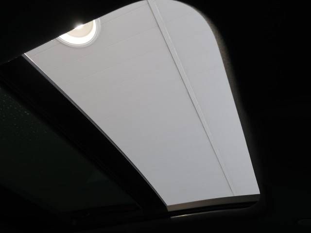 ROVER DEFENDER 2023 Image 31