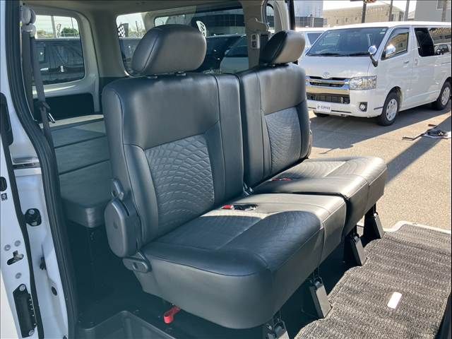 NISSAN CARAVAN 2023 Image 31