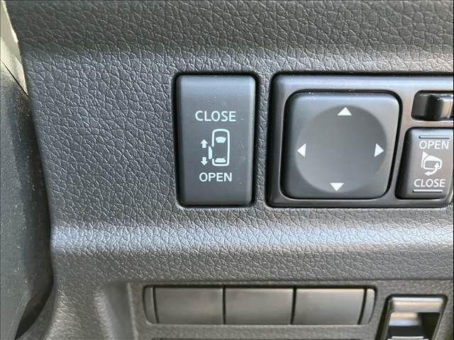 NISSAN CARAVAN 2023 Image 31