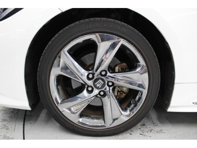 TOYOTA CROWN SEDAN HYBRID 2019 Image 31