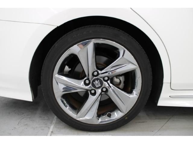 TOYOTA CROWN SEDAN HYBRID 2019 Image 31