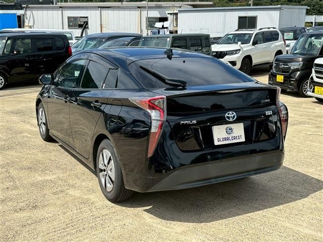 TOYOTA PRIUS 2016 Image 31