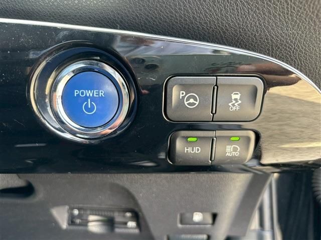 TOYOTA PRIUS 2016 Image 31