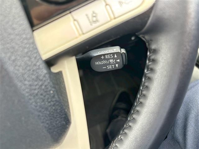 TOYOTA PRIUS 2016 Image 31