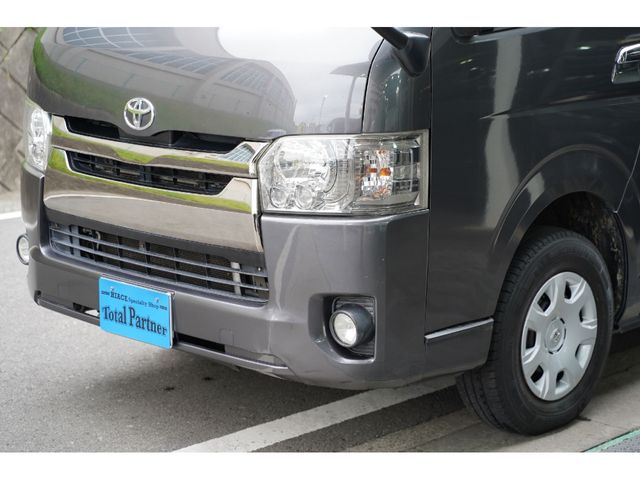 TOYOTA HIACE VAN 4WD 2016 Image 31
