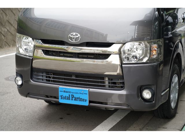 TOYOTA HIACE VAN 4WD 2016 Image 31