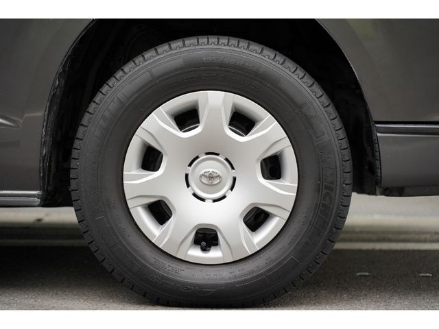 TOYOTA HIACE VAN 4WD 2016 Image 31