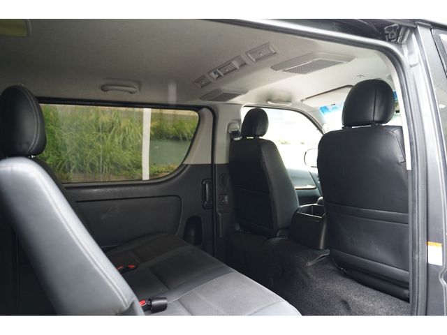 TOYOTA HIACE VAN 4WD 2016 Image 31
