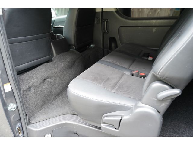 TOYOTA HIACE VAN 4WD 2016 Image 31