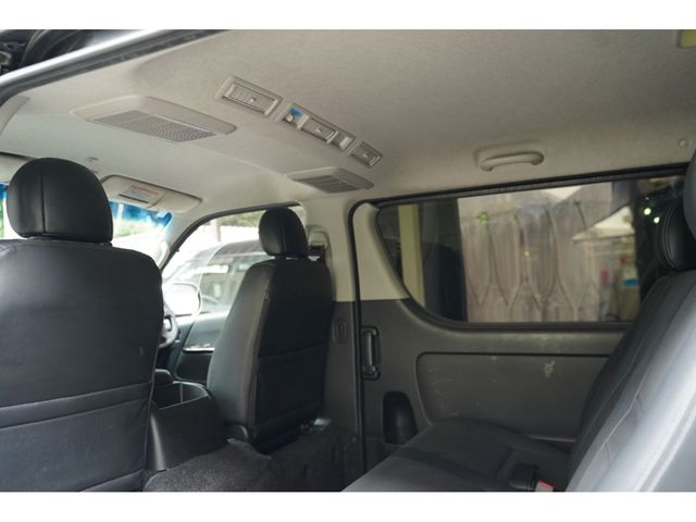 TOYOTA HIACE VAN 4WD 2016 Image 31