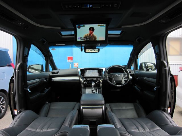 TOYOTA ALPHARD 4WD 2019 Image 31