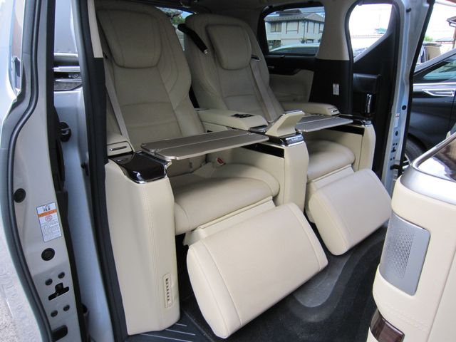 TOYOTA ALPHARD 2017 Image 31
