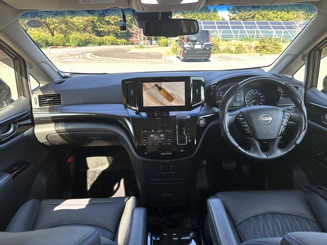 NISSAN ELGRAND  4WD 2021 Image 31