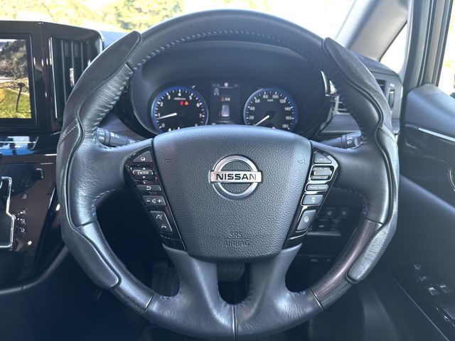 NISSAN ELGRAND  4WD 2021 Image 31