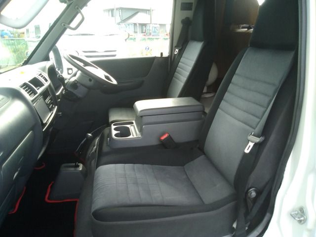 MAZDA BONGO TRUCK 4WD 2018 Image 31