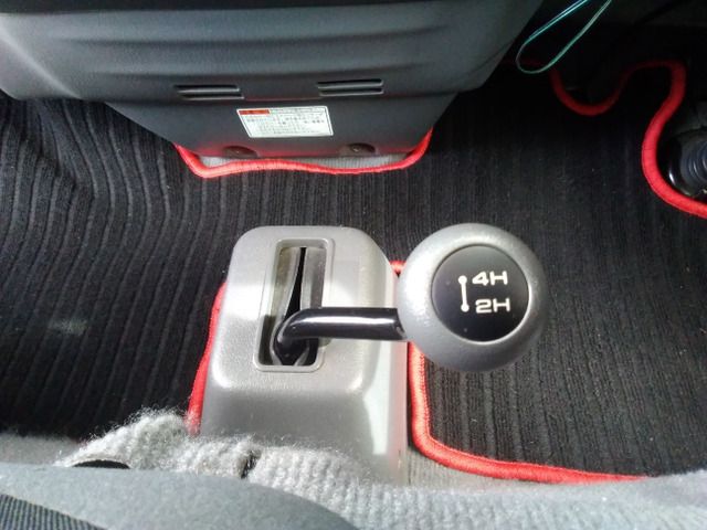 MAZDA BONGO TRUCK 4WD 2018 Image 31