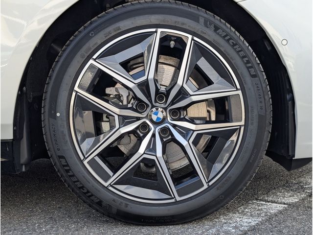 BMW 5SERIES SEDAN 2025 Image 31