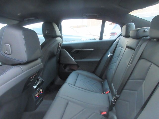 BMW 5SERIES SEDAN 2025 Image 31