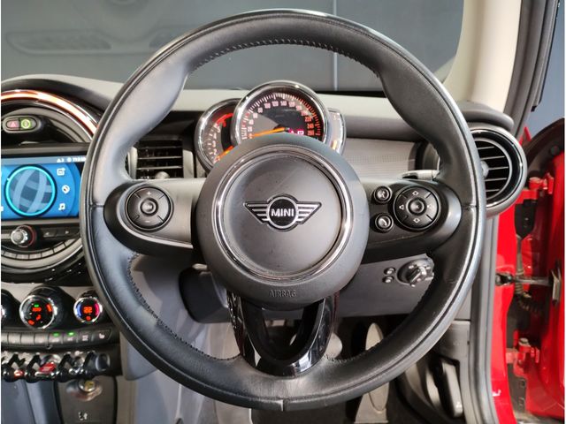 BMW MINI COOPER D 2020 Image 31