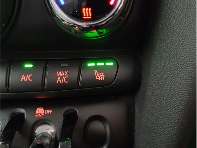 BMW MINI COOPER D 2020 Image 31