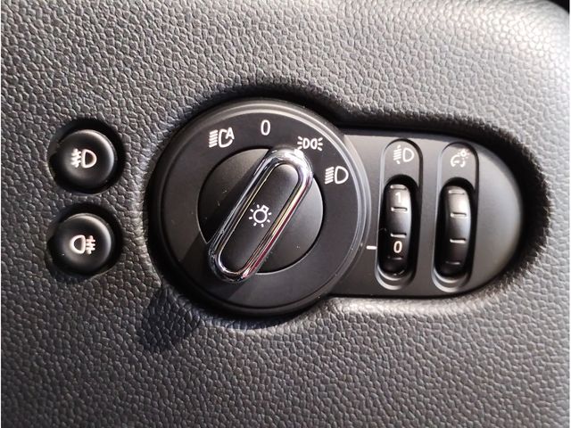 BMW MINI COOPER D 2020 Image 31