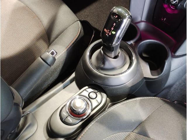 BMW MINI COOPER D 2020 Image 31