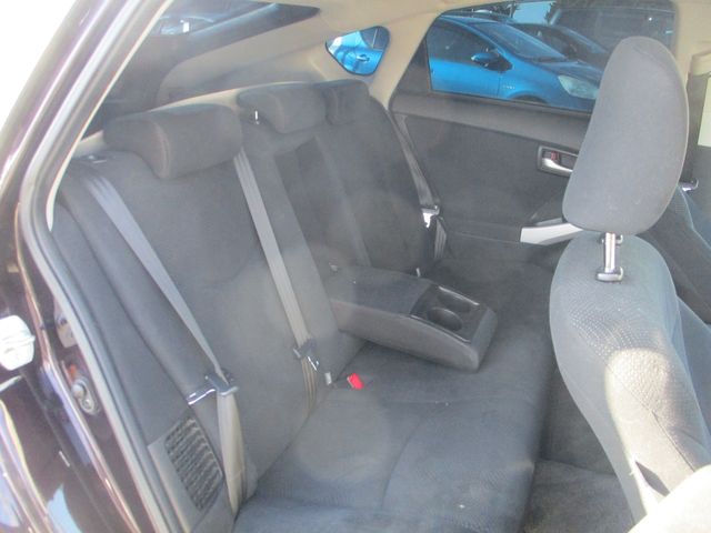 TOYOTA PRIUS 2012 Image 31