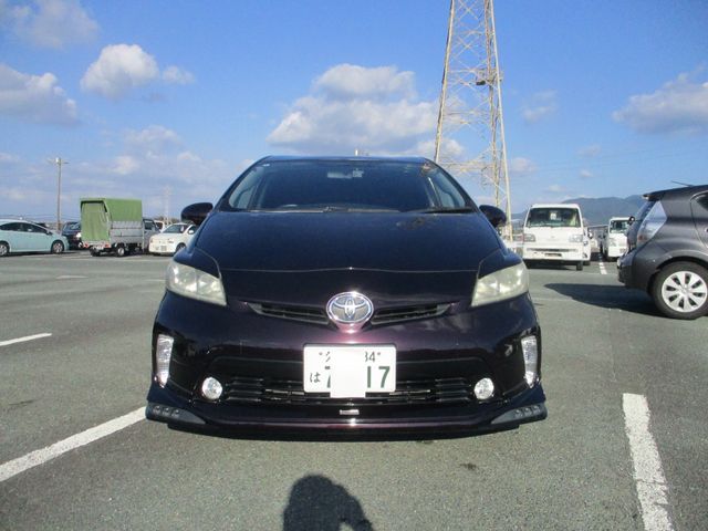 TOYOTA PRIUS 2012 Image 31