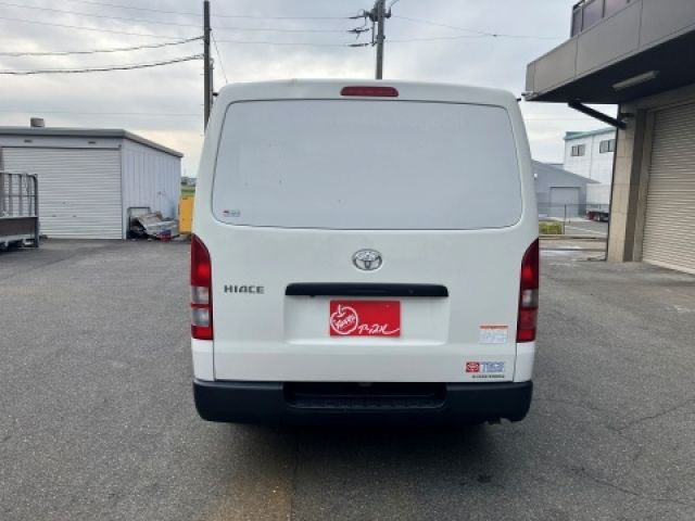 TOYOTA HIACE VAN 4WD 2017 Image 31