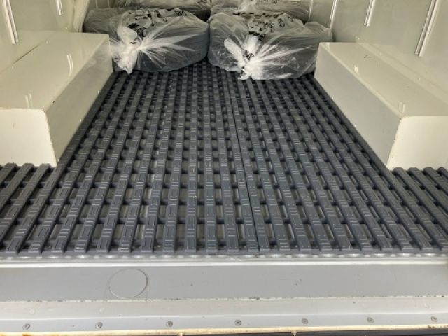 TOYOTA HIACE VAN 4WD 2017 Image 31