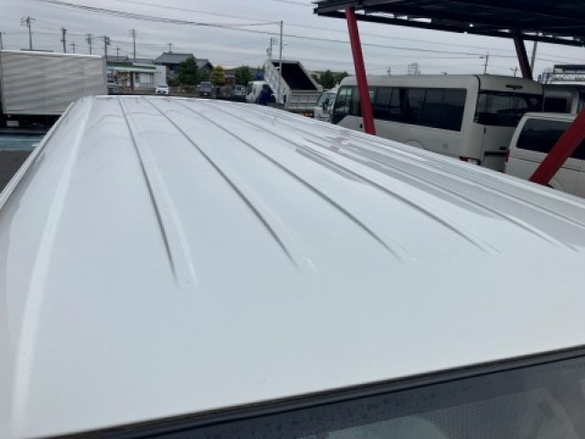 TOYOTA HIACE VAN 4WD 2017 Image 31