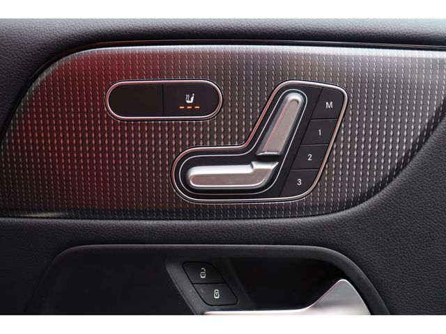 MERCEDES BENZ B CLAS 2019 Image 31