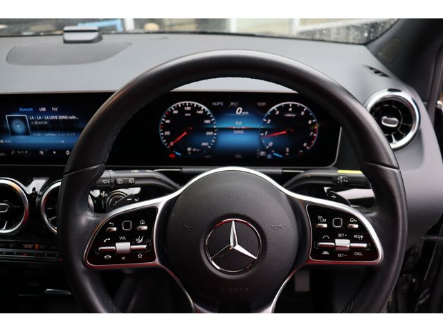 MERCEDES BENZ B CLAS 2019 Image 31