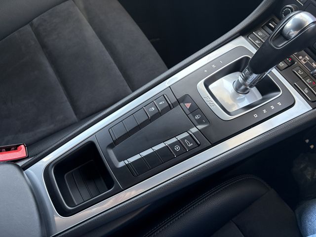 PORSCHE 718CAYMAN S 2018 Image 31