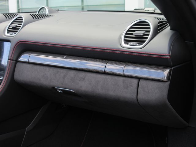 PORSCHE 718BOXSTER 2025 Image 31