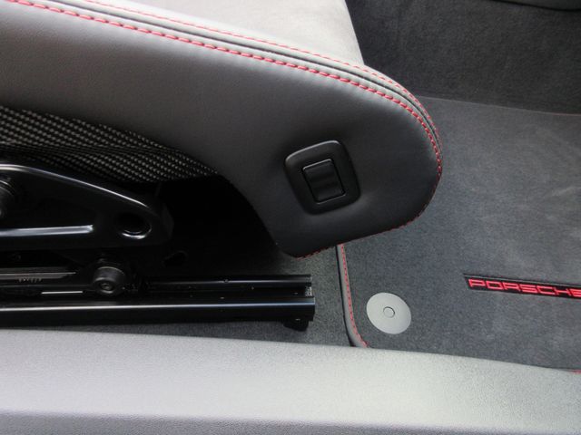 PORSCHE 718BOXSTER 2025 Image 31