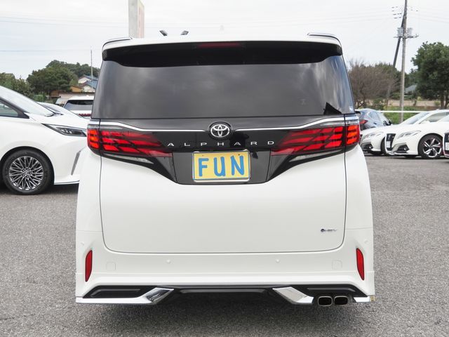 TOYOTA ALPHARD HYBRID 2023 Image 31