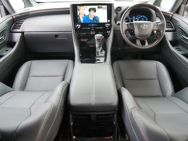 TOYOTA ALPHARD HYBRID 2023 Image 31