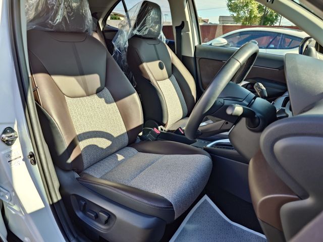 TOYOTA YARIS CROSS HYBRID 2023 Image 31