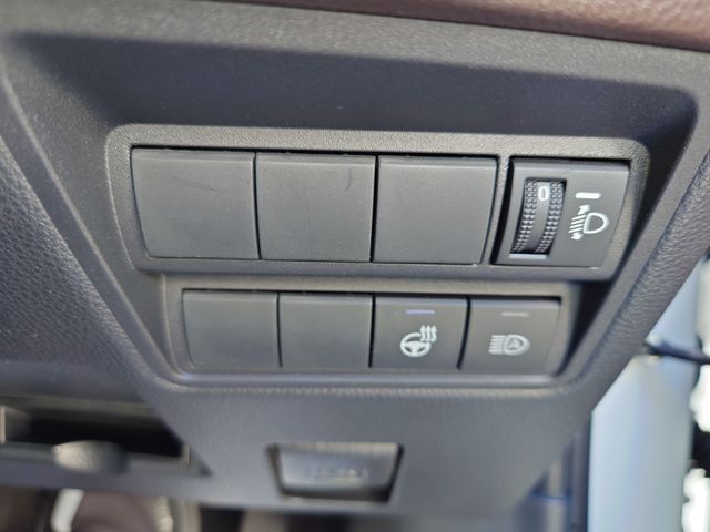 TOYOTA YARIS CROSS HYBRID 2023 Image 31