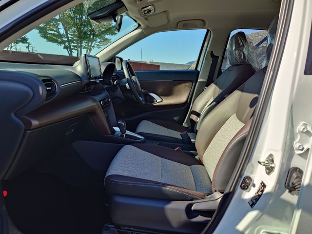 TOYOTA YARIS CROSS HYBRID 2023 Image 31