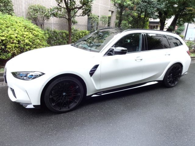 BMW M3 TOURING 2024 Image 31