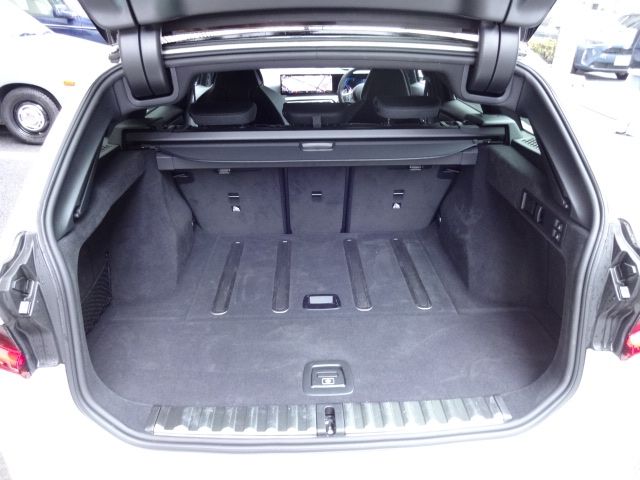 BMW M3 TOURING 2024 Image 31