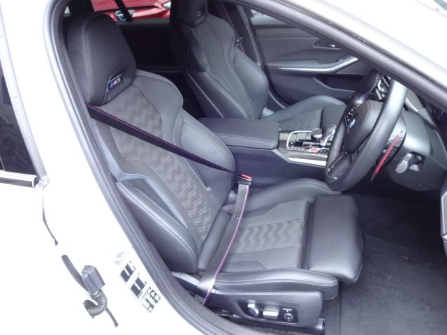 BMW M3 TOURING 2024 Image 31