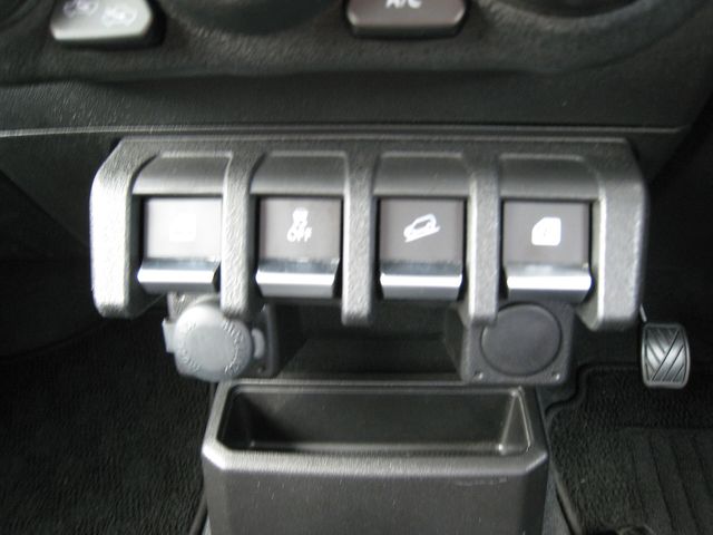 SUZUKI JIMNY 4WD 2020 Image 31