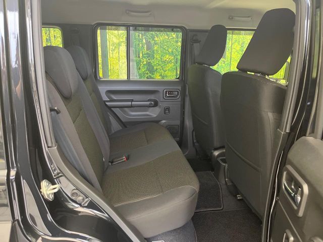 SUZUKI JIMNY NOMADE 2025 Image 31